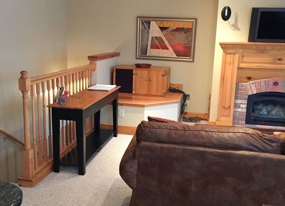 Jay Peak 3 Bed/3 Bath Townhome Ski-on Ski-off (Sleeps 6-8)
