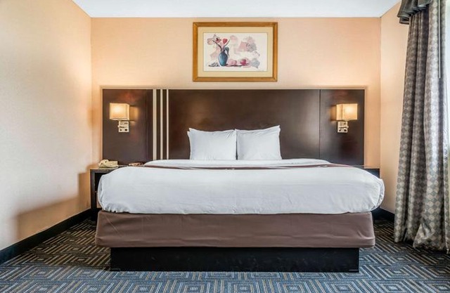 Quality Inn & Suites Mall of America - MSP Aiport