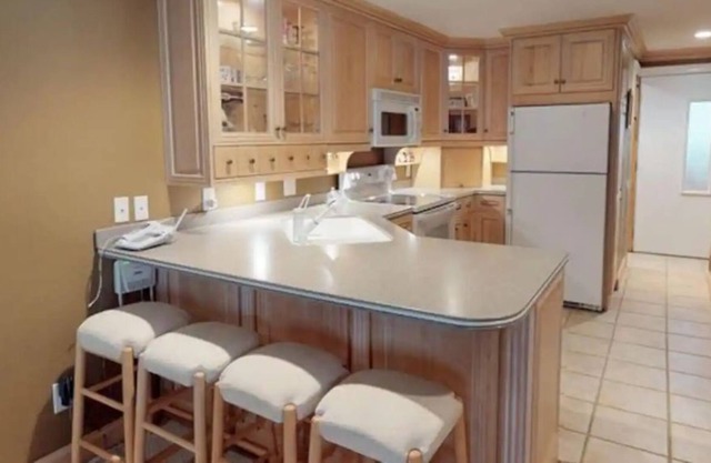 Stylish Ski in/out 2BR/2BA Shamrock Condo