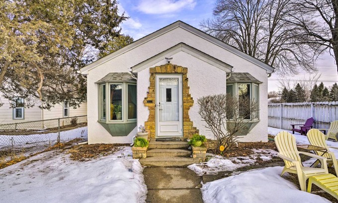 Morris Park Cottage | 102 m² Cabin ∙ 2 bedrooms ∙ 6 guests