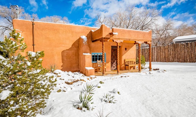 Taos House | 102 m² House ∙ 2 bedrooms ∙ 4 guests