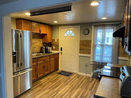 East Hartford House | 111 m² House ∙ 2 bedrooms ∙ 4 guests
