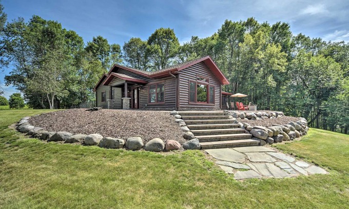 Siren House | 125 m² House ∙ 3 bedrooms ∙ 6 guests