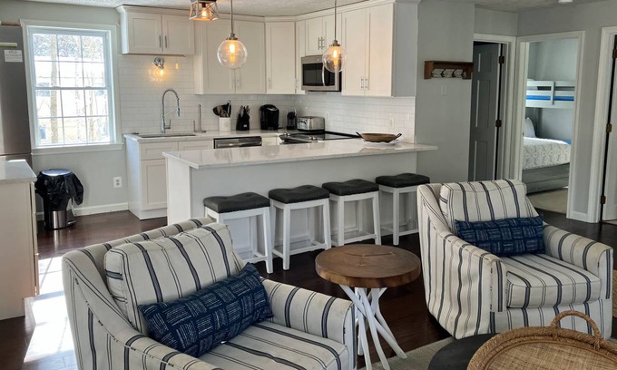 Meredith House | 130 m² House ∙ 3 bedrooms ∙ 8 guests