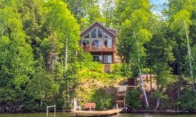 Presque Isle House | 130 m² House ∙ 3 bedrooms ∙ 6 guests