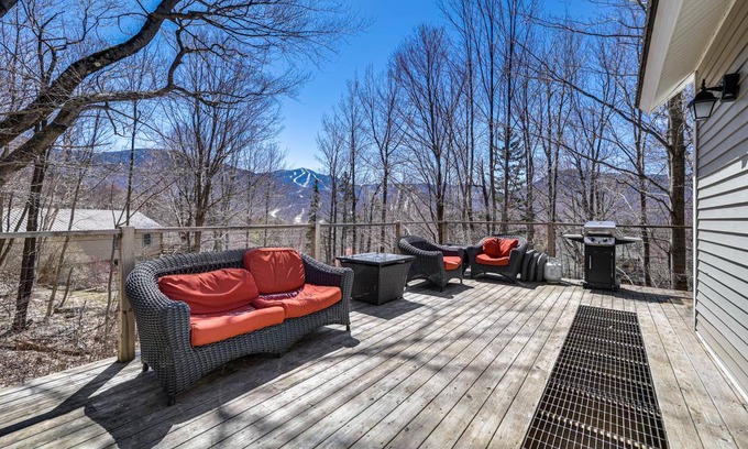 Jeffersonville House | 130 m² House ∙ 2 bedrooms ∙ 8 guests