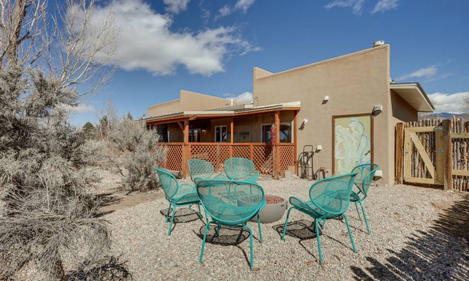 Taos House | 132 m² House ∙ 3 bedrooms ∙ 8 guests