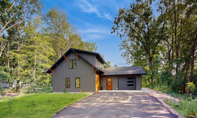 Wausau House | 139 m² House ∙ 3 bedrooms ∙ 8 guests