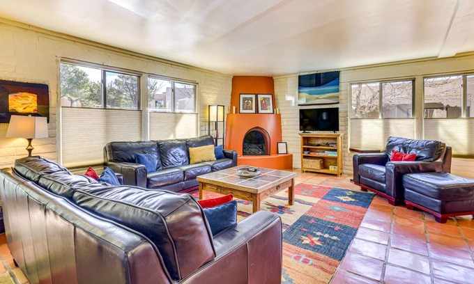 Northeast Santa Fe Apartment | 146 m² Apartment ∙ 3 bedrooms ∙ 6 guests
