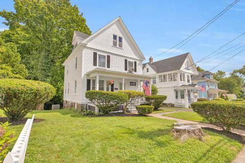 West Hartford House | 150 m² House ∙ 3 bedrooms ∙ 6 guests