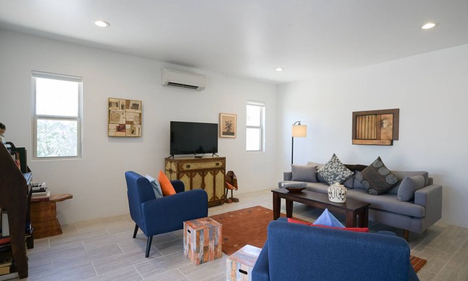 Southside House | 157 m² House ∙ 2 bedrooms ∙ 5 guests