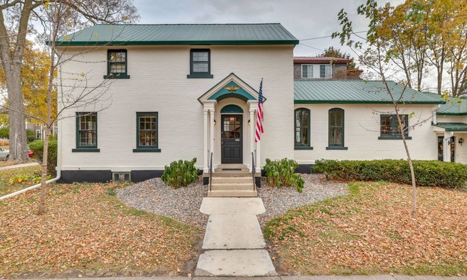 Winona House | 157 m² House ∙ 3 bedrooms ∙ 5 guests