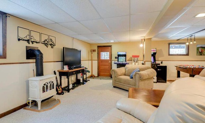Montgomery Center House | 172 m² House ∙ 4 bedrooms ∙ 8 guests