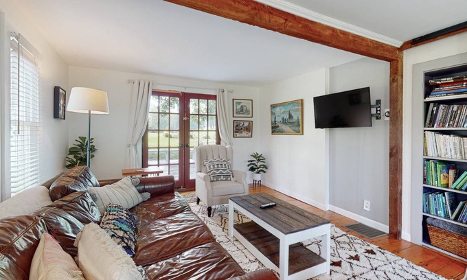 Moscow House | 177 m² House ∙ 3 bedrooms ∙ 7 guests
