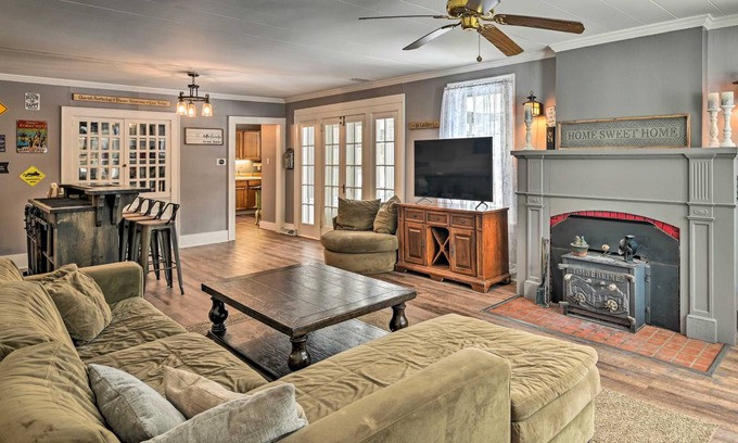 Otter Lake House | 178 m² House ∙ 5 bedrooms ∙ 12 guests