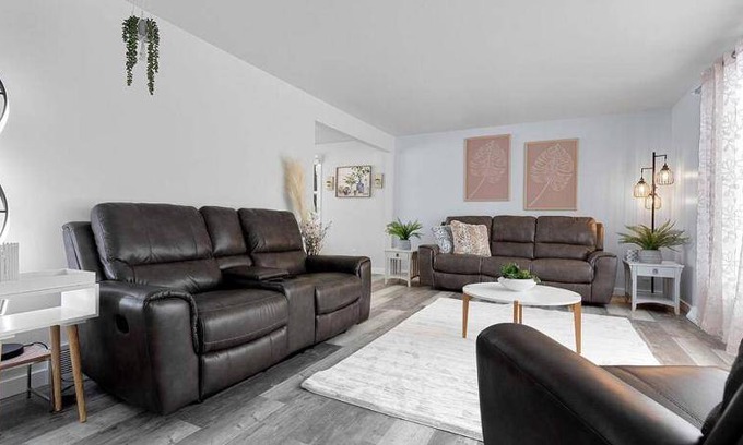 Allouez House | 204 m² House ∙ 4 bedrooms ∙ 10 guests