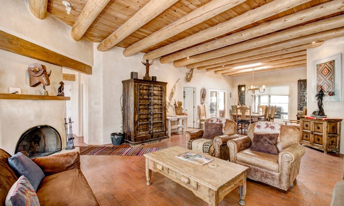 Santa Fe House | 279 m² House ∙ 4 bedrooms ∙ 10 guests