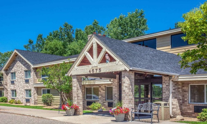 White Bear Lake Hotel | 28 m² Hotel ∙ 127 guests