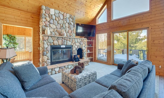 Minong House | 302 m² House ∙ 4 bedrooms ∙ 10 guests