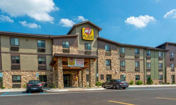 Randolph Center Hotel | 31 m² Hotel ∙ 4 guests