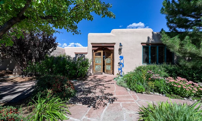El Prado House | 311 m² House ∙ 4 bedrooms ∙ 12 guests
