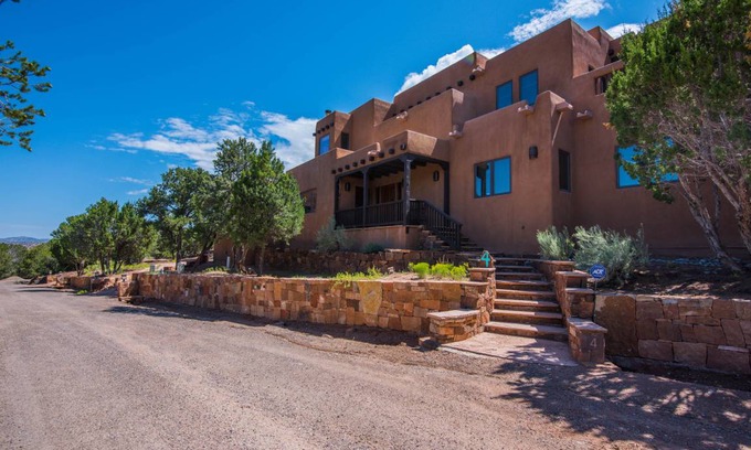 Tesuque Hills House | 392 m² House ∙ 4 bedrooms ∙ 10 guests
