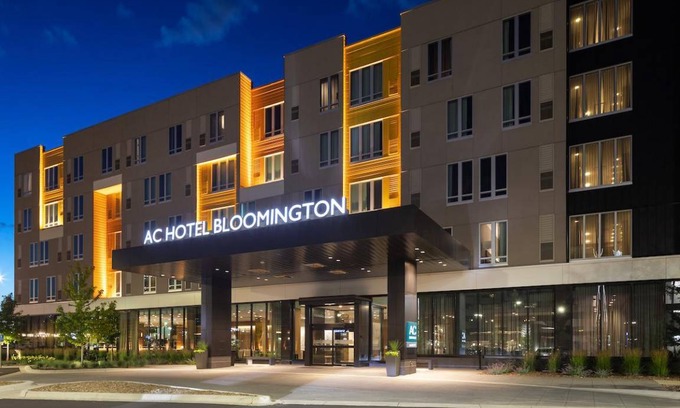 South Loop Hotel | 40 m² Hotel ∙ 4 guests
