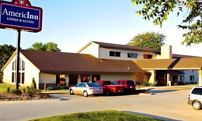 Ham Lake Hotel | 43 m² Hotel ∙ 127 guests