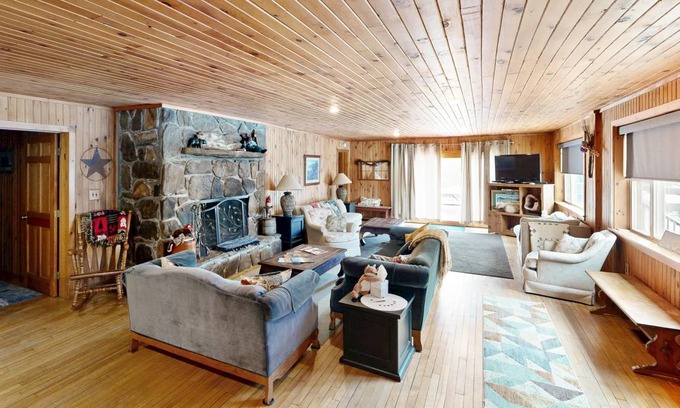 Londonderry House | 571 m² House ∙ 8 bedrooms ∙ 15 guests