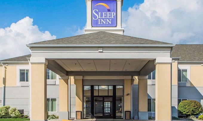 Wisconsin Rapids Hotel | 70 m² Hotel ∙ 127 guests