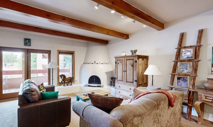 Santa Fe Condo | 86 m² Condo ∙ 2 bedrooms ∙ 6 guests