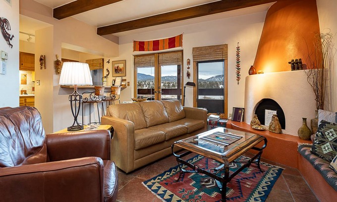 Santa Fe Condo | 88 m² Condo ∙ 2 bedrooms ∙ 6 guests