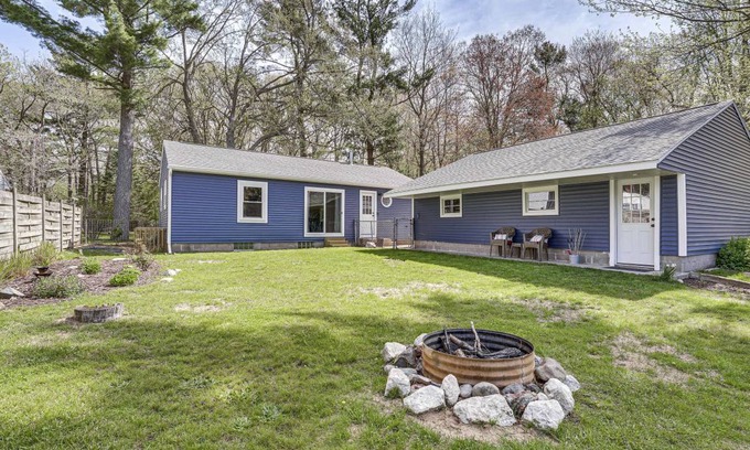 Beachwood-Bluffton Cottage | 92 m² Cabin ∙ 4 bedrooms ∙ 8 guests