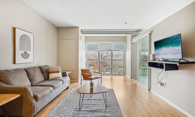 Mill District Apartment | Apartment ∙ 1 bedroom ∙ 2 guests