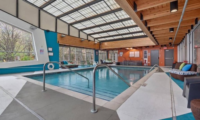 Mill District Apartment | Apartment ∙ 2 bedrooms ∙ 5 guests
