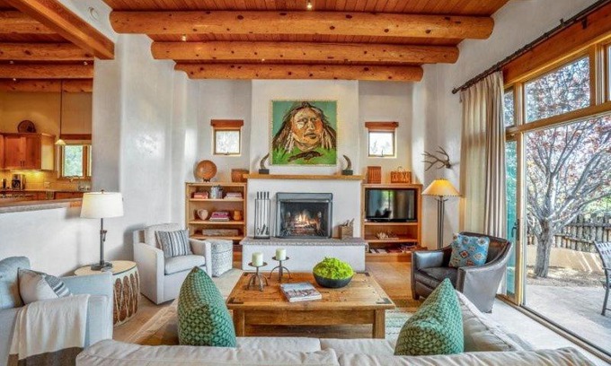 Tesuque House | Bishop`s Lodge Villa 38m