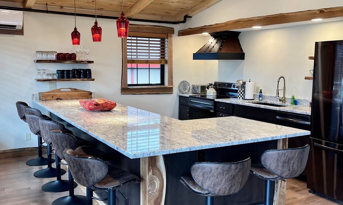Lake Placid Apartment | BRAND NEW, WALK EVERYWHERE! Amazing Views & Luxury in the Heart of Lake Placid