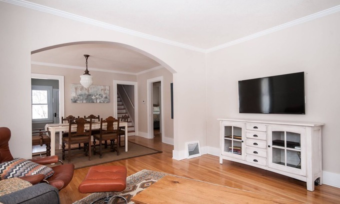 Kutzky Park House | Classic Bungalow Walk to Mayo Clinic & St. Mary's Hospital