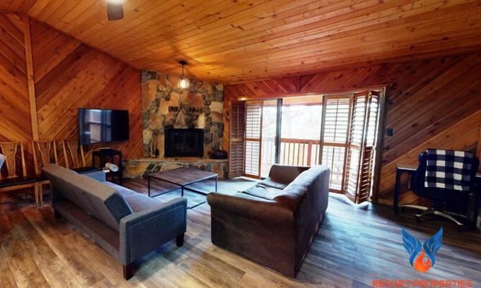 Angel Fire Condo | Close to Bike Park; Newly remodeled; Fire Place; Washer/Dryer! Windchimes 305