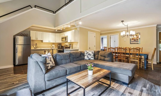 Central Vermont- Killington Condo | Condo ∙ 4 bedrooms ∙ 10 guests