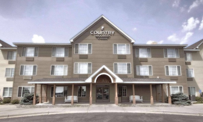 Elk River Hotel | Country Inn & Suites by Radisson, Elk River, MN
