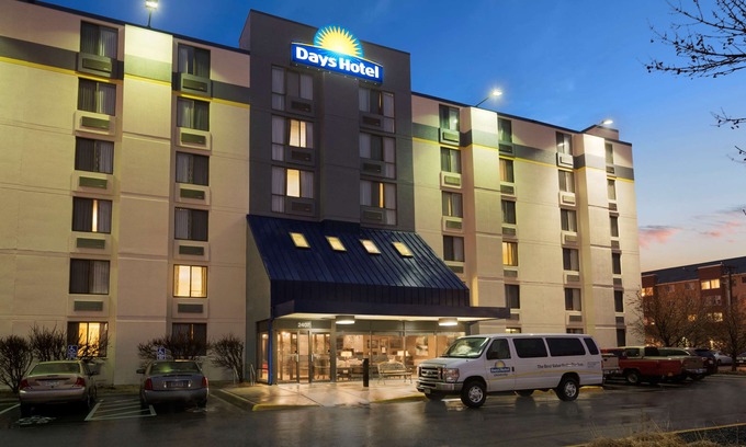 Prospect Park Hotel | Days Hotel by Wyndham University Ave SE