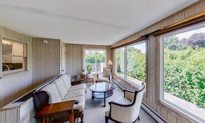 East Haven Rutland County House | Green Knolls Haven