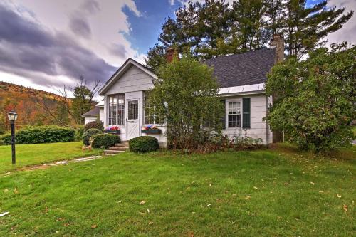 Chester House | Historic Chester House 10-30 Mins to 5 Mountains!