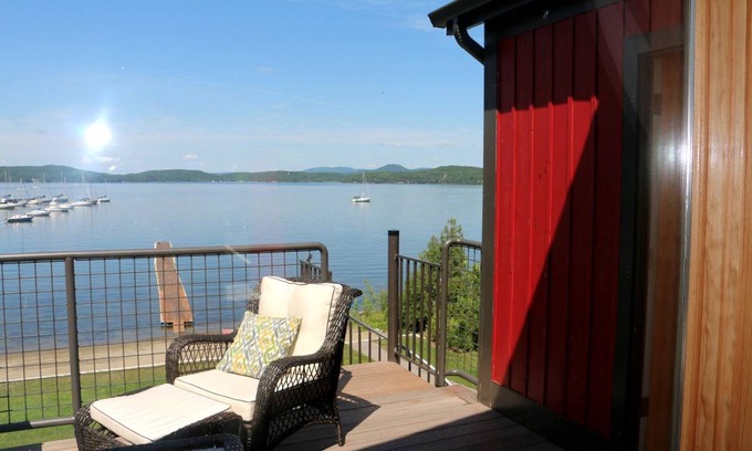 Malletts Bay Cabin | Lodge ∙ 1 bedroom ∙ 4 guests