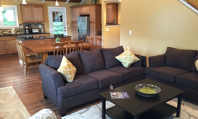 Birch Hill House | North Conway's Newest Combo of Comfort, Class & Country Living