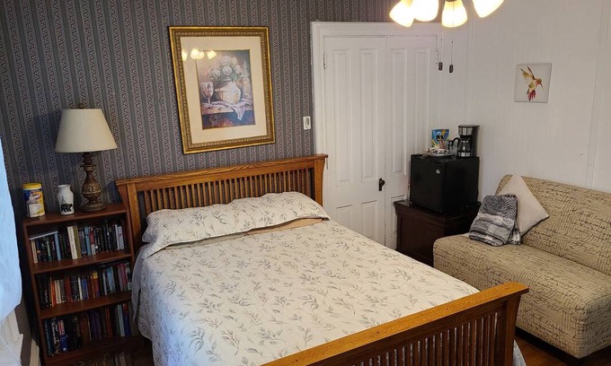 Red Wing Resort | Private room ∙ 2 guests