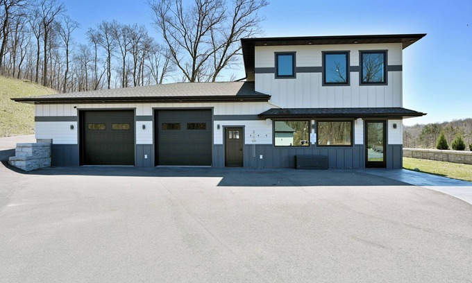 Brill House | The Loft at Long Lake Retreat