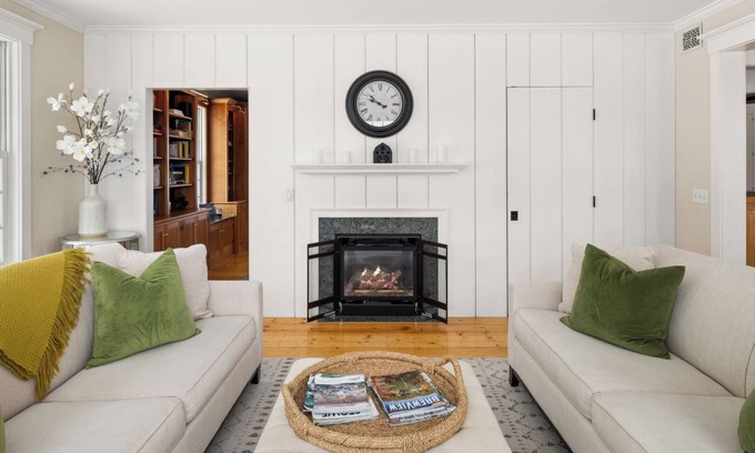Stowe Area House | Views of rolling hills!