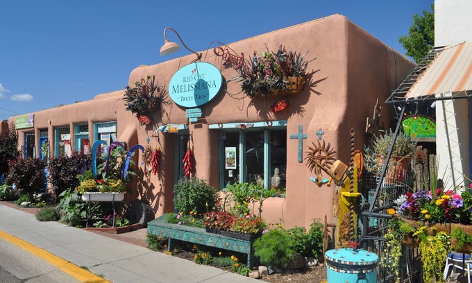 Taos Apartment | Wonderful, Downtown Treasure